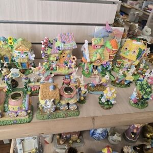 Home Sweet Home Cottontale Cottages in Box Bunnies Spring Decor